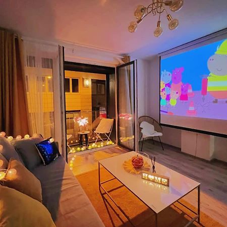 A101 - Liberty Bridge Projection Home With Free Parking Budapest Exterior foto