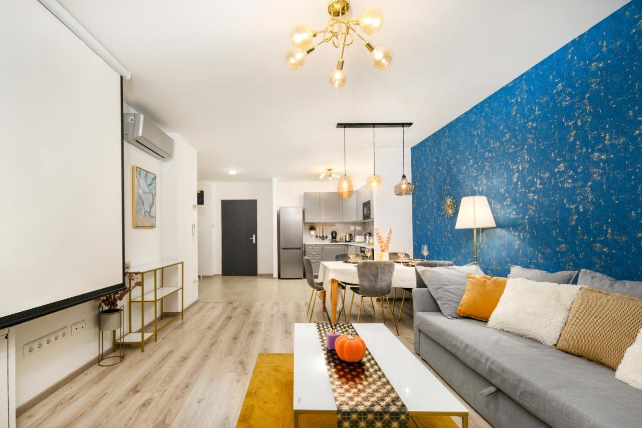 A101 - Liberty Bridge Projection Home With Free Parking Budapest Exterior foto