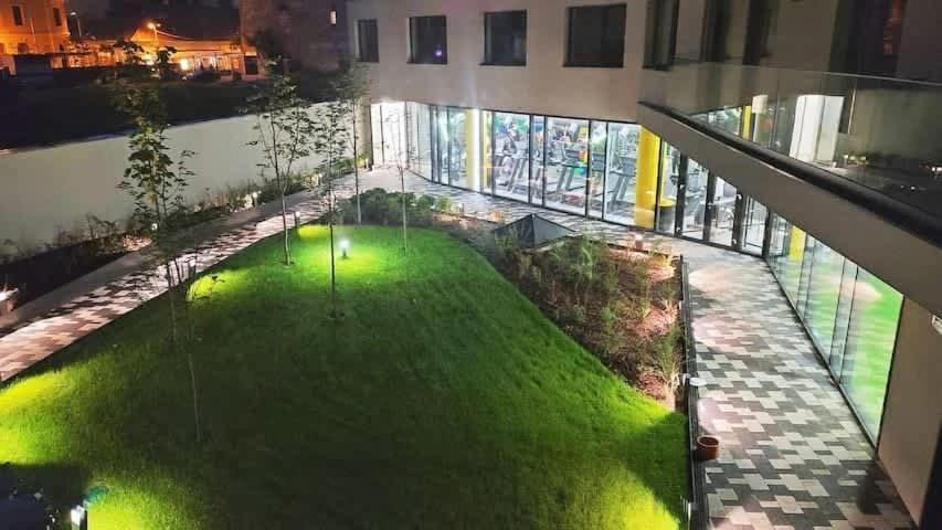 A101 - Liberty Bridge Projection Home With Free Parking Budapest Exterior foto