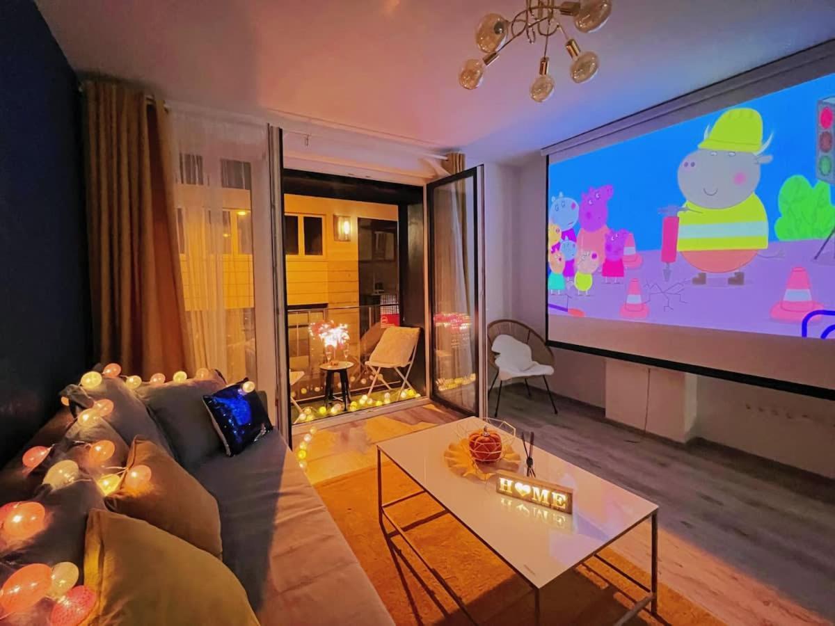 A101 - Liberty Bridge Projection Home With Free Parking Budapest Exterior foto